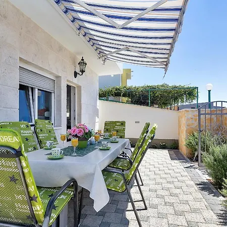 Semesterbostad Nadea - With Private Pool