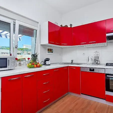 Nadea - With Private Pool * Makarska