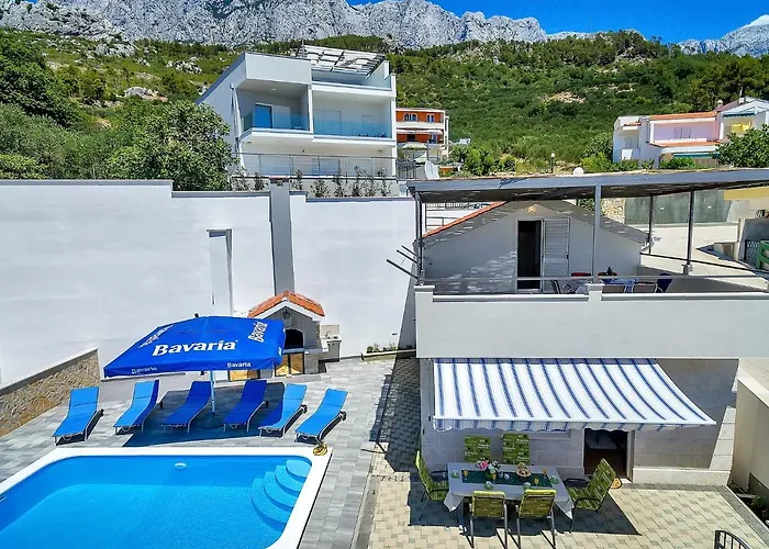 Nadea - With Private Pool * Makarska