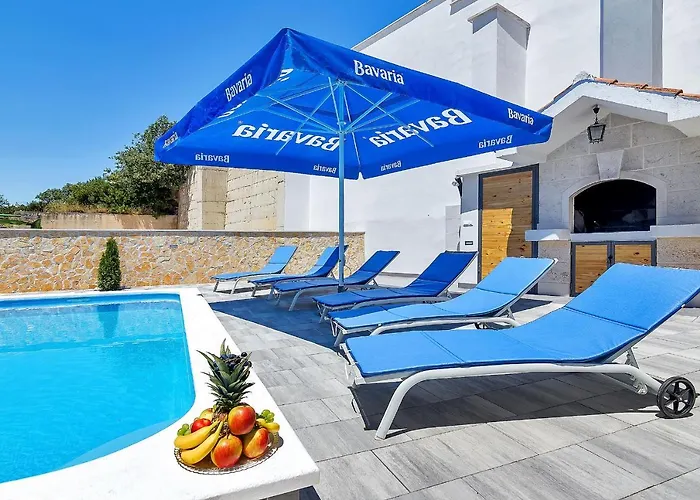 Semesterbostad Nadea - With Private Pool Makarska