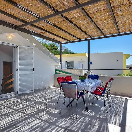 Nadea - With Private Pool Dom wakacyjny Makarska